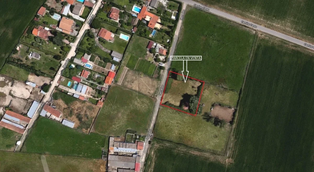 Parcela residencial en Villamayor, 1.600 m²
