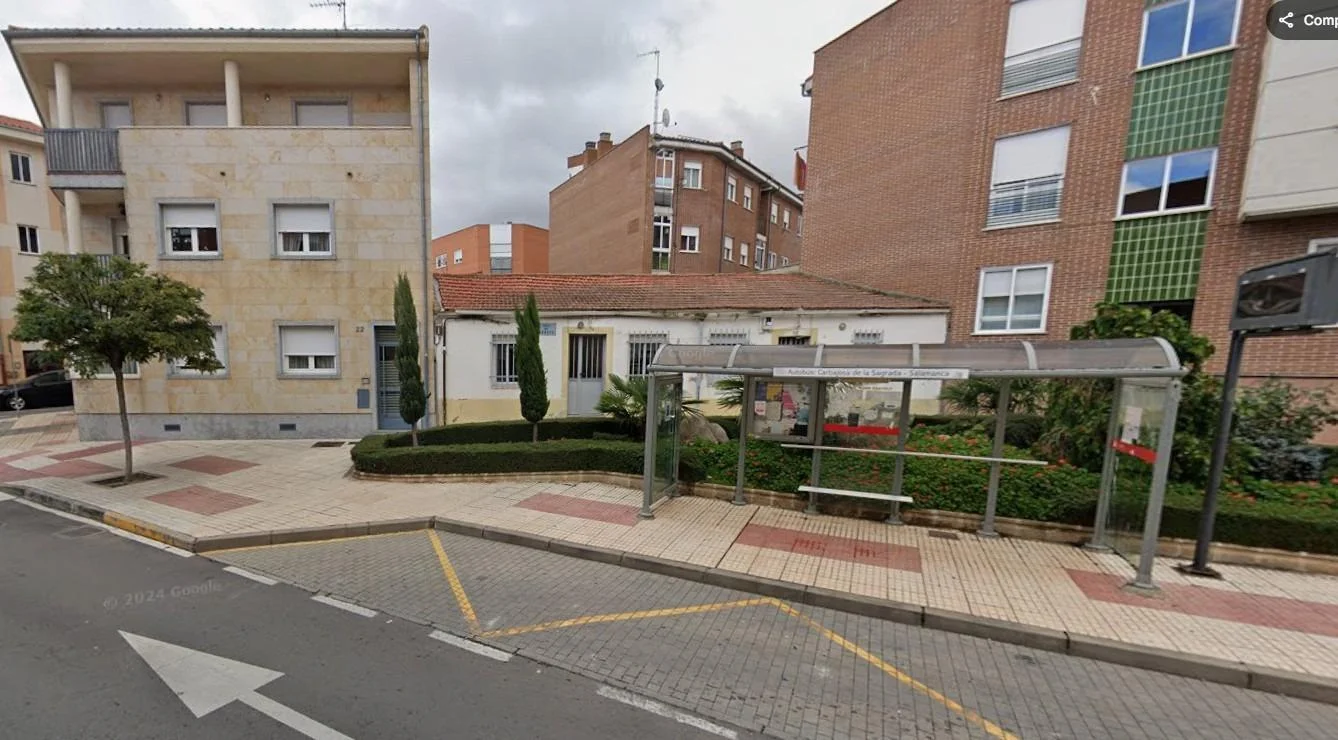 Urban Carbajosa plot, 235 m², dual frontage