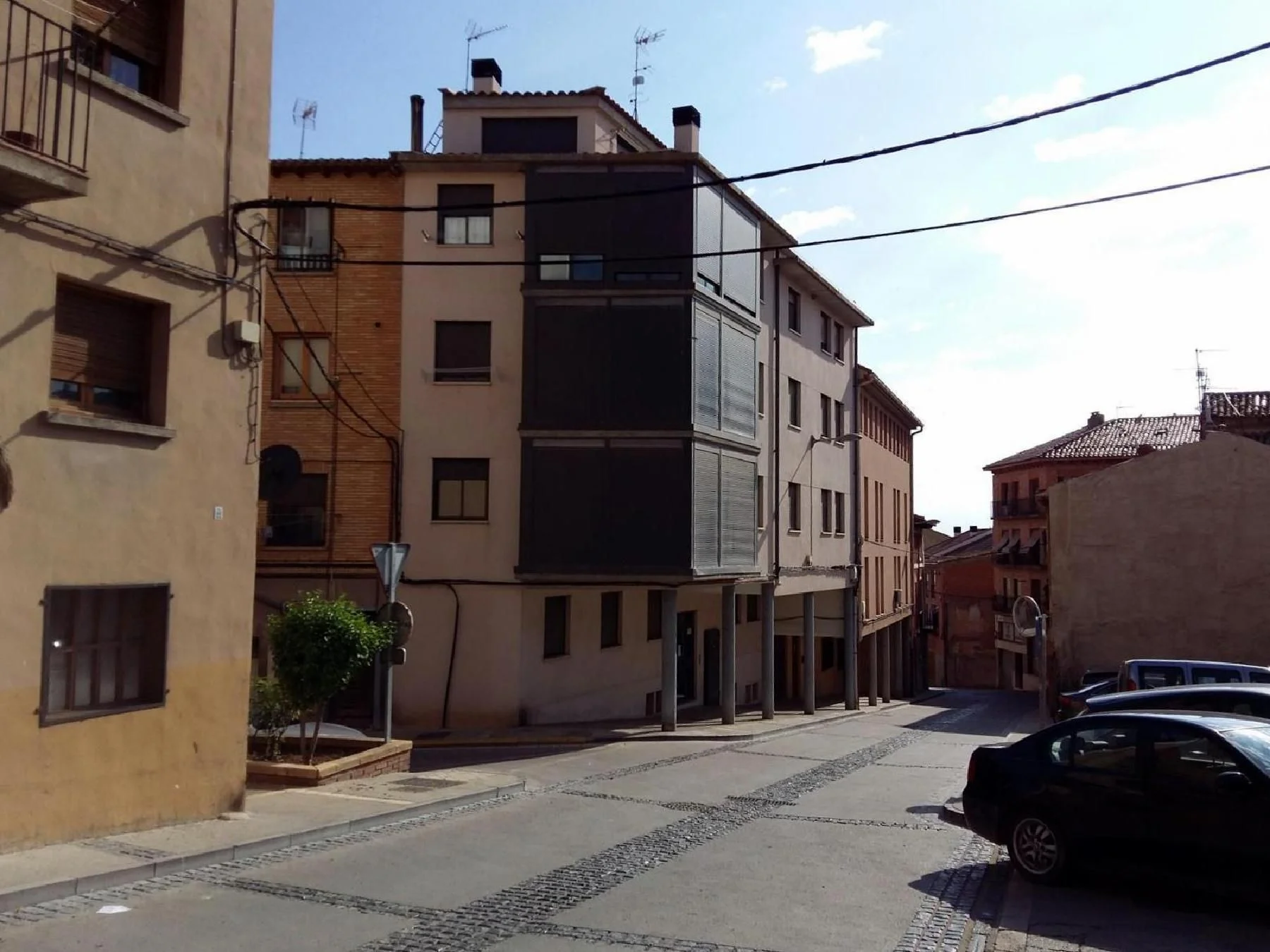 Office in Tarazona, 86 m²