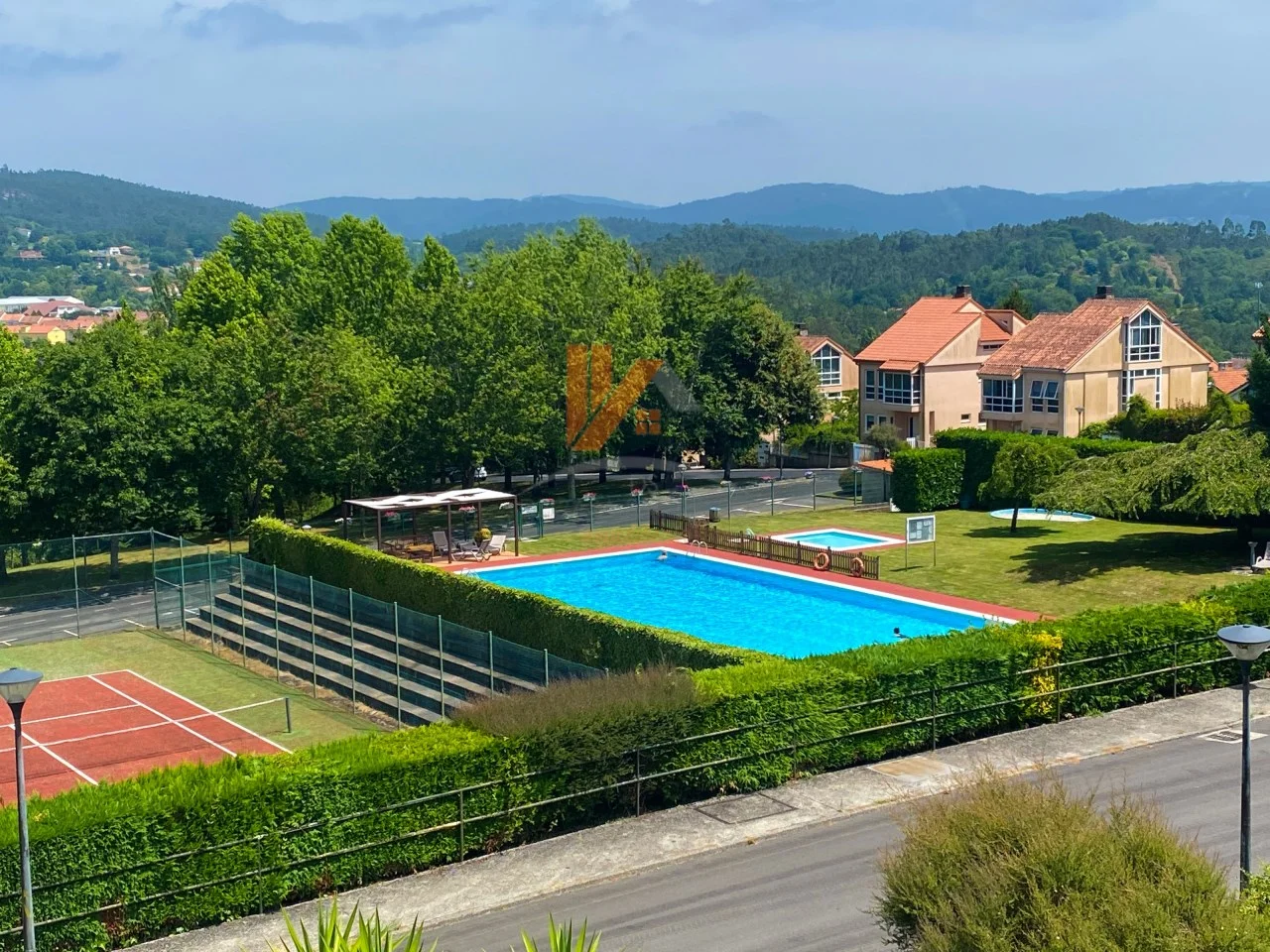 Chalet en Monte Devesa con piscina comunitaria