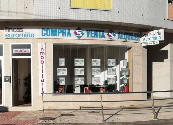 Urban plot near Tui-Vigo motorway