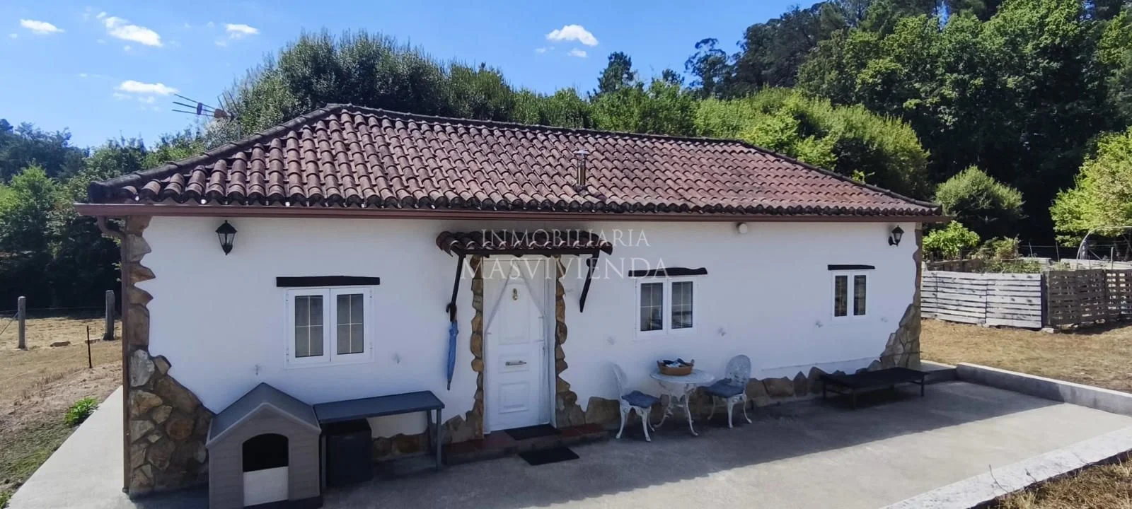 Propiedad con dos viviendas en finca de 7.900 m²