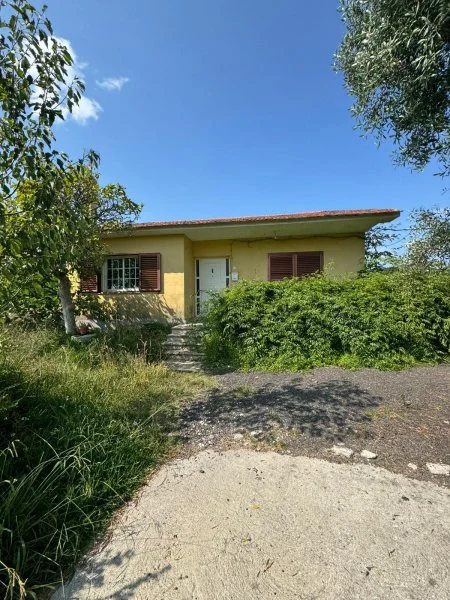 Casa amplia en Portas con gran parcela
