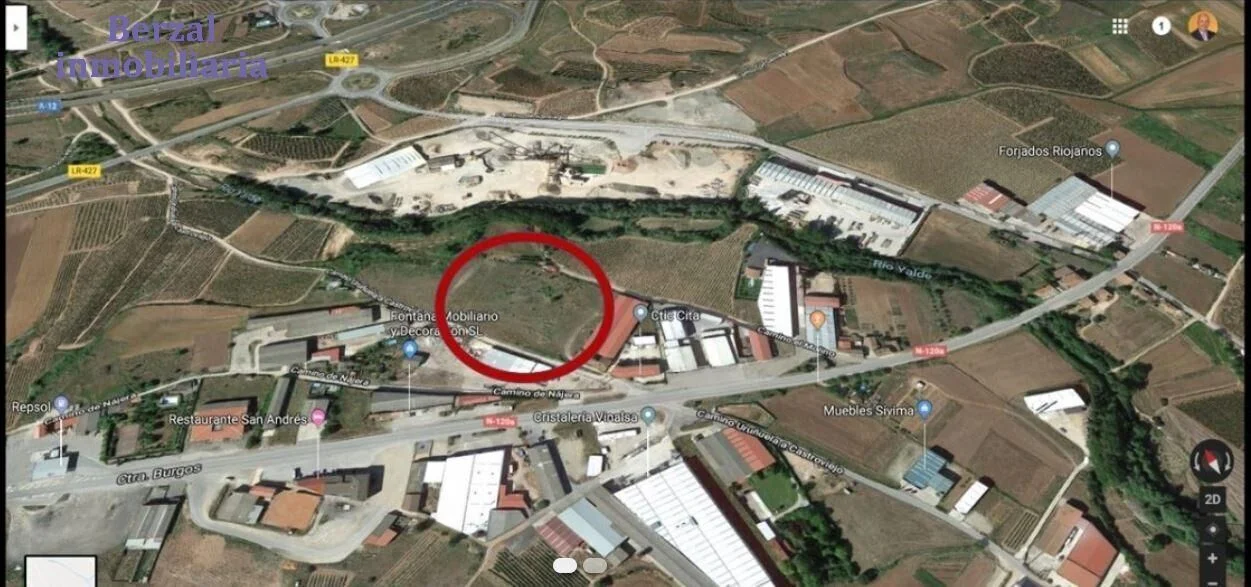 10,000 m² industrial plot in Alesón