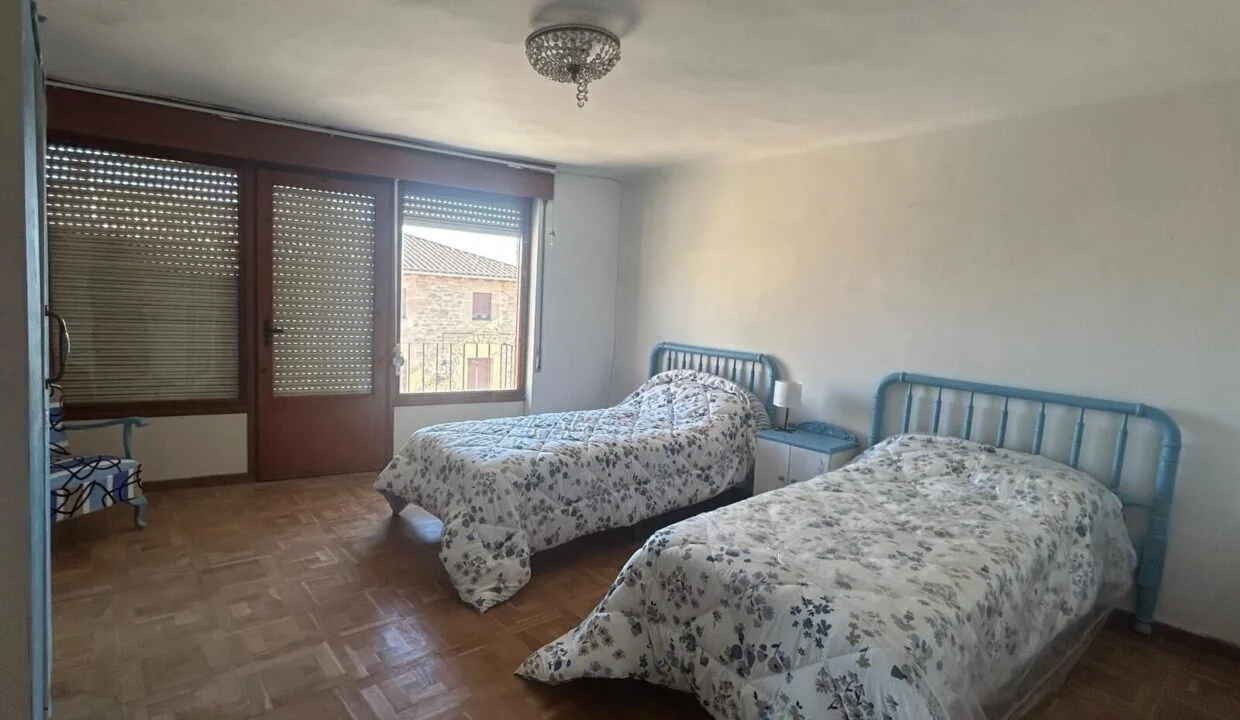 Casa para reformar en Murillo el Fruto