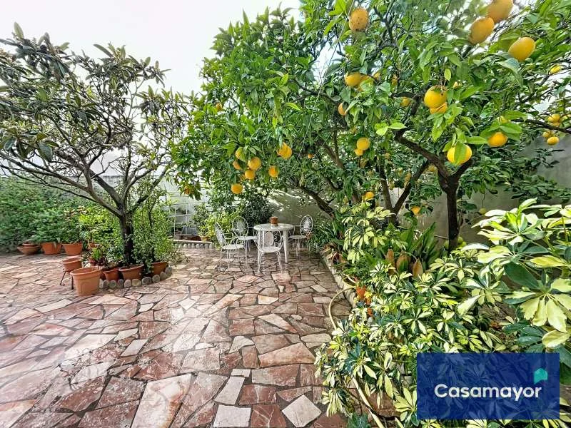 Casa céntrica en Mutxamel con jardín