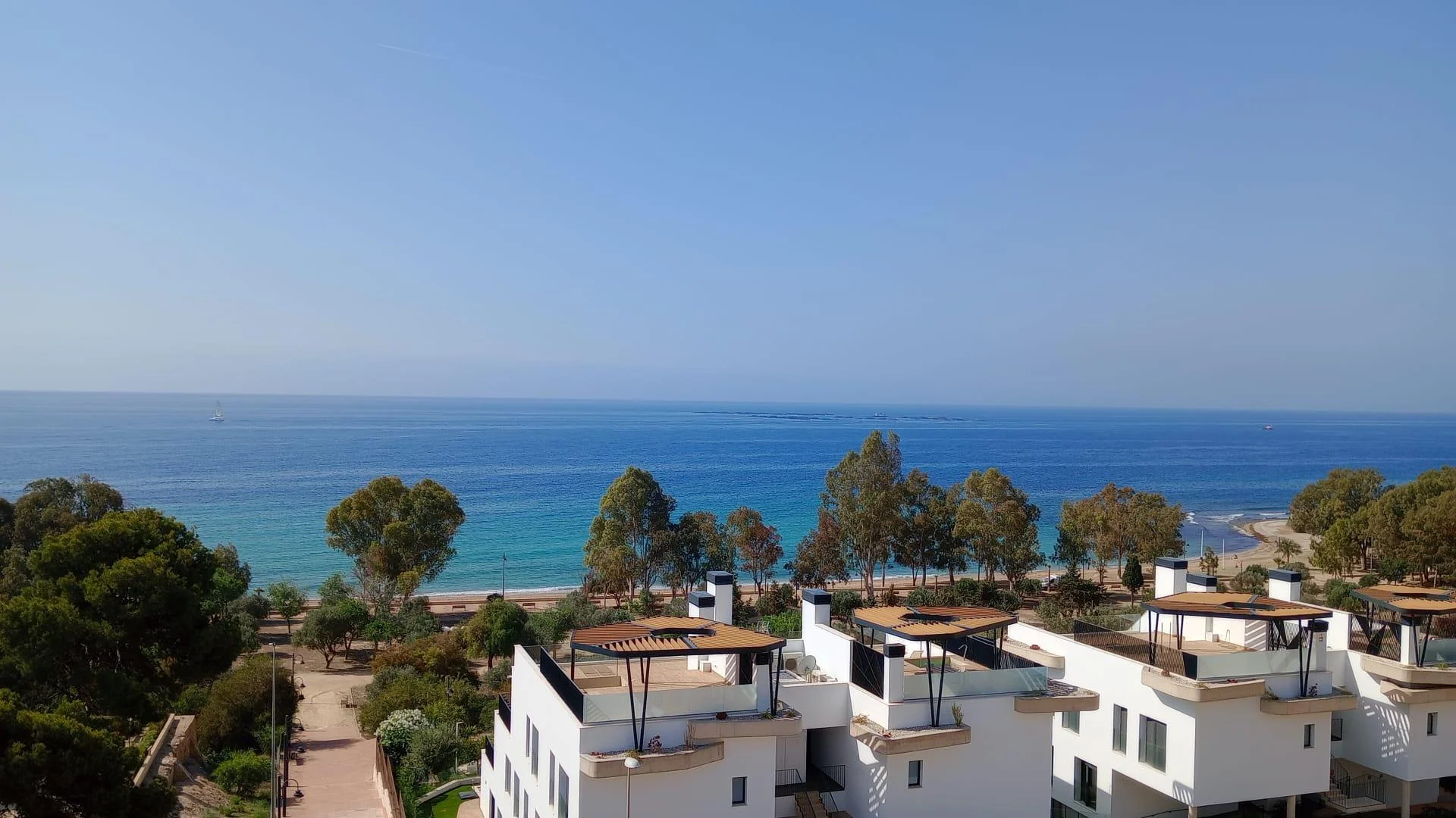 New-build beachfront duplex penthouse