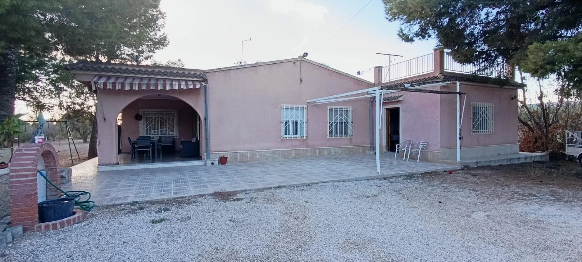 Casa de campo en Matola, cinco dormitorios