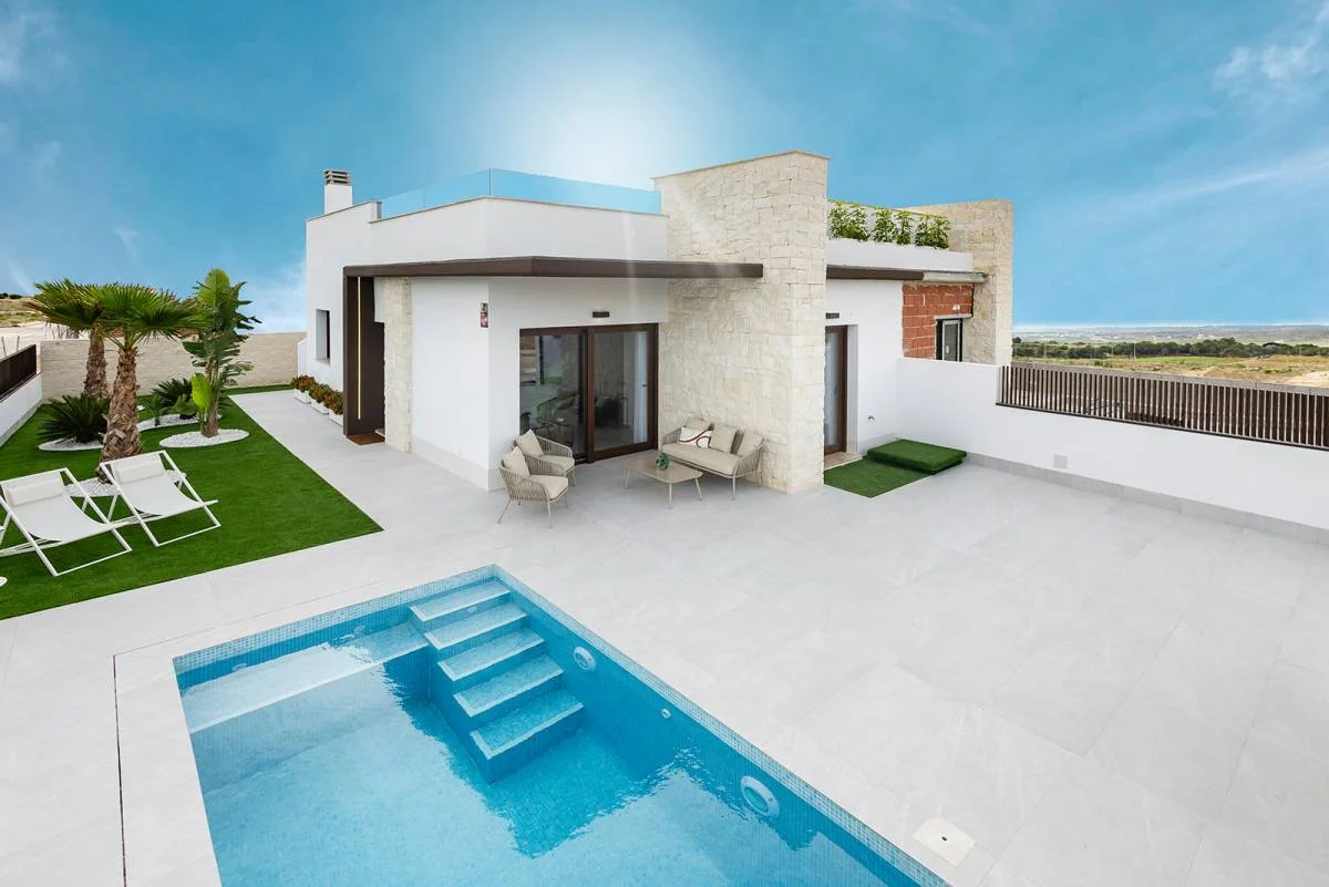 Nueva casa adosada de 2 dormitorios en Vistabella Golf