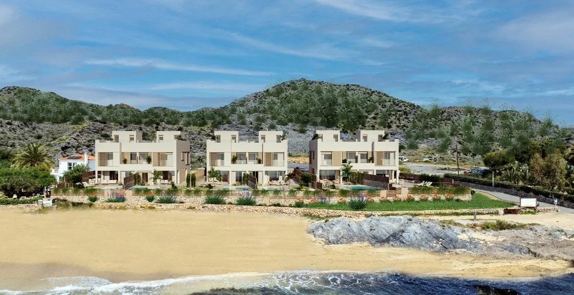 Seafront villa in Cuevas, 4 bedrooms