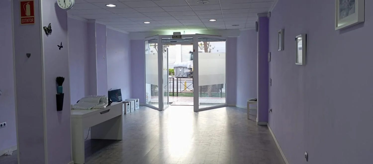 106 m² commercial unit to renovate