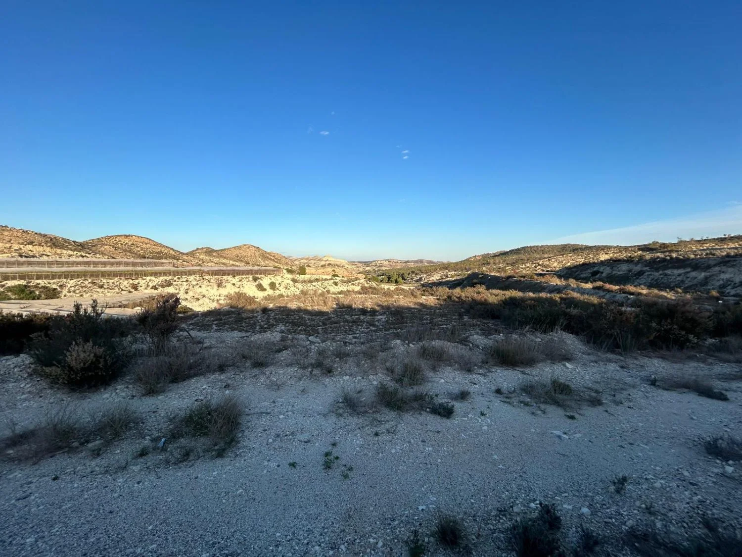Two Crevillent plots with road access