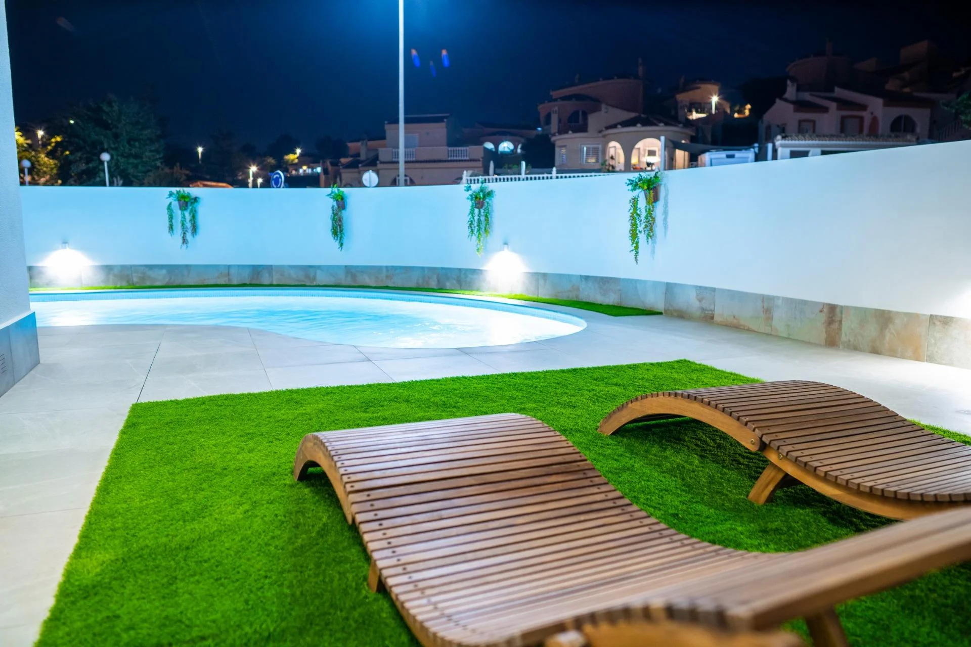 Villa nueva de 433 m² junto al golf