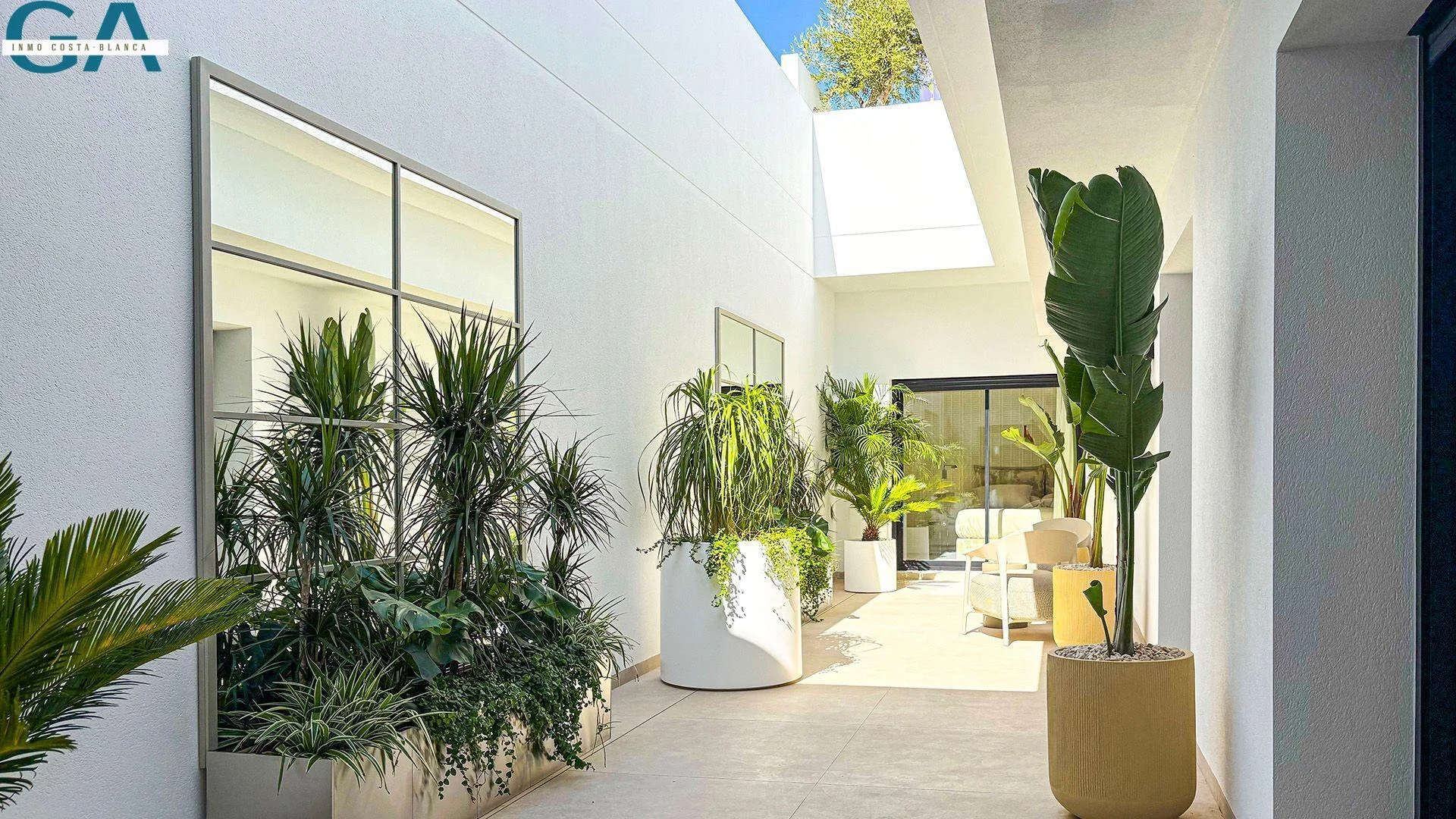 New golf villa with private pool