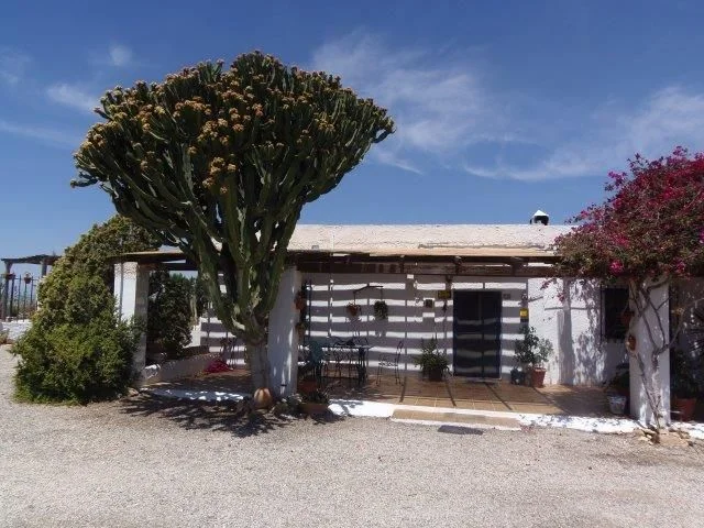 Rural cortijo near coast, 5 bedrooms