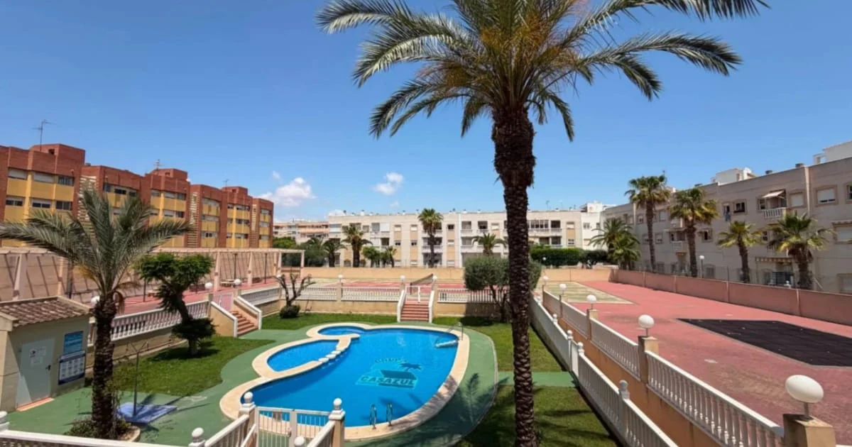 Apartamento céntrico en Torrevieja, 2 dormitorios