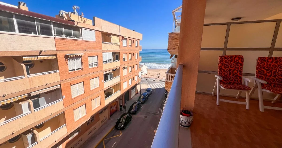 Apartamento costero de 3 dormitorios