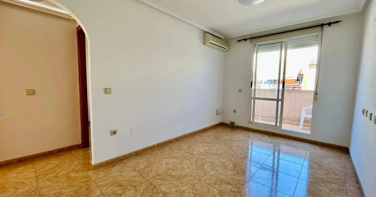 Apartamento céntrico de dos dormitorios en Torrevieja