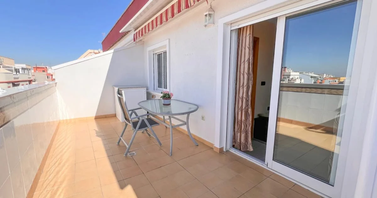 Bright Torrevieja penthouse, 3 bedrooms