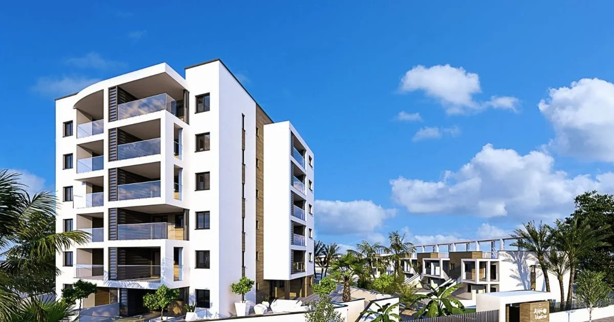 Apartamento moderno en Mil Palmeras, 3 dormitorios