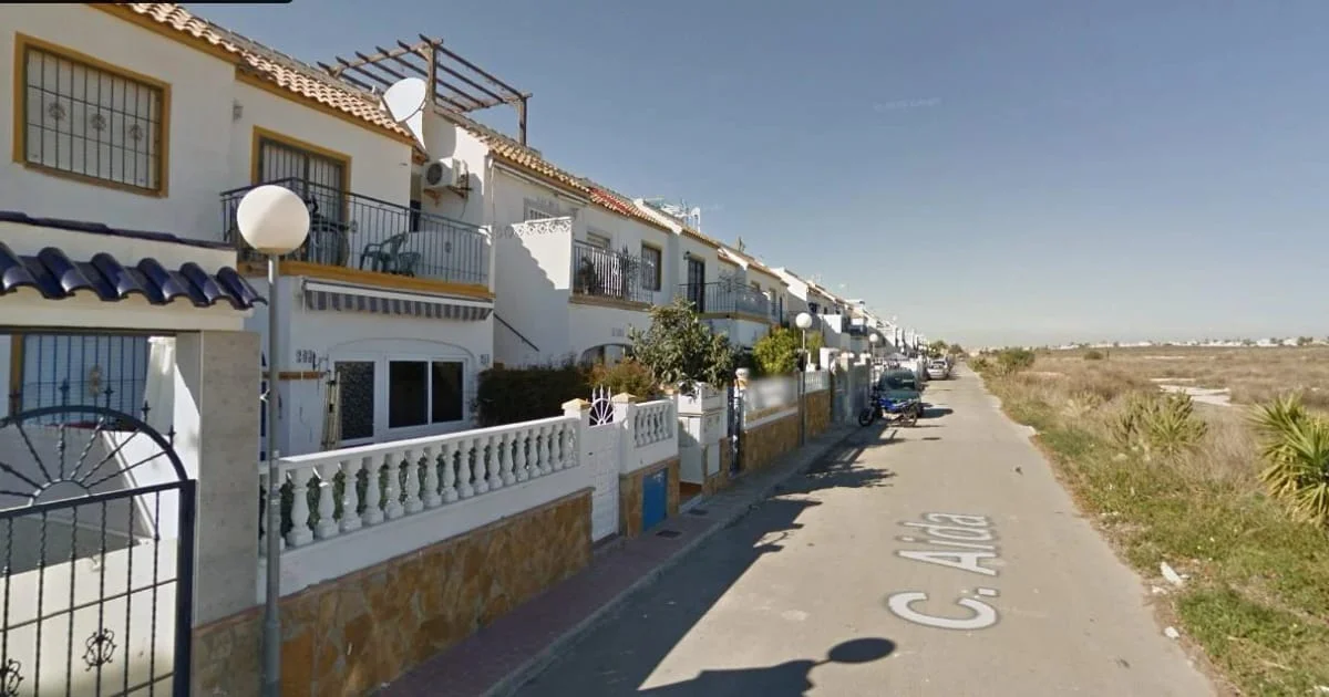 Bungalow ocupado con solárium privado