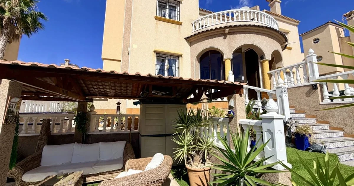 Villamartin townhouse, 3 bedrooms, pool
