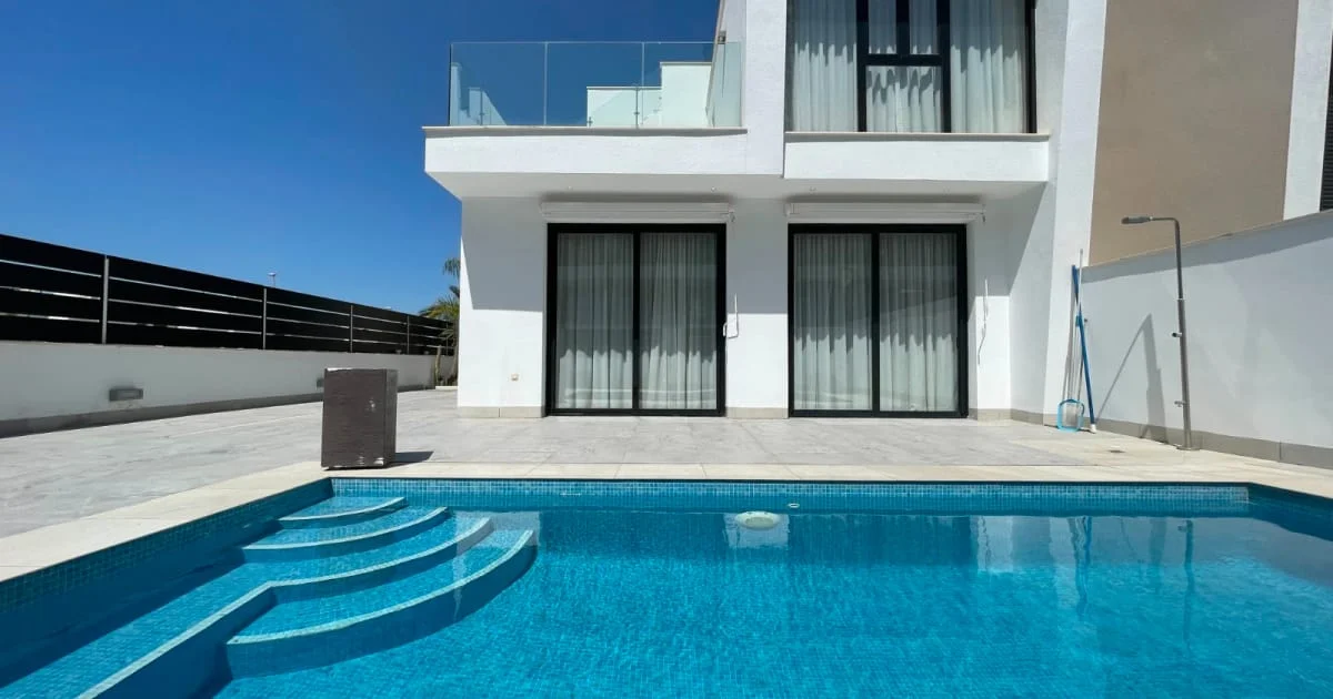 Villa llave en mano en Benijófar, tres dormitorios