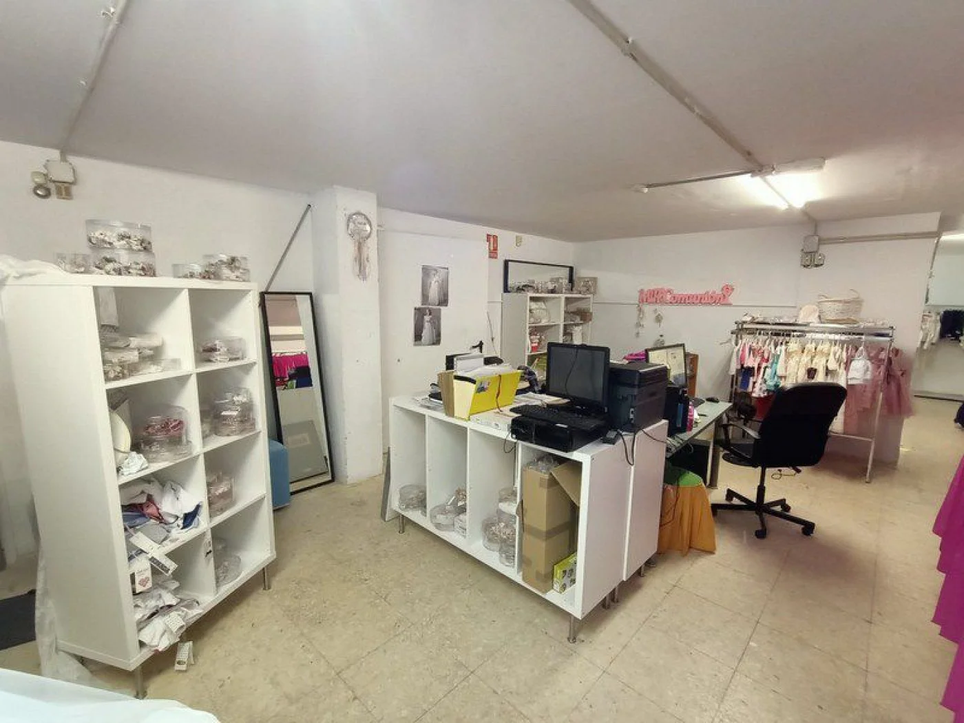 Local comercial de 600 m² en Molina