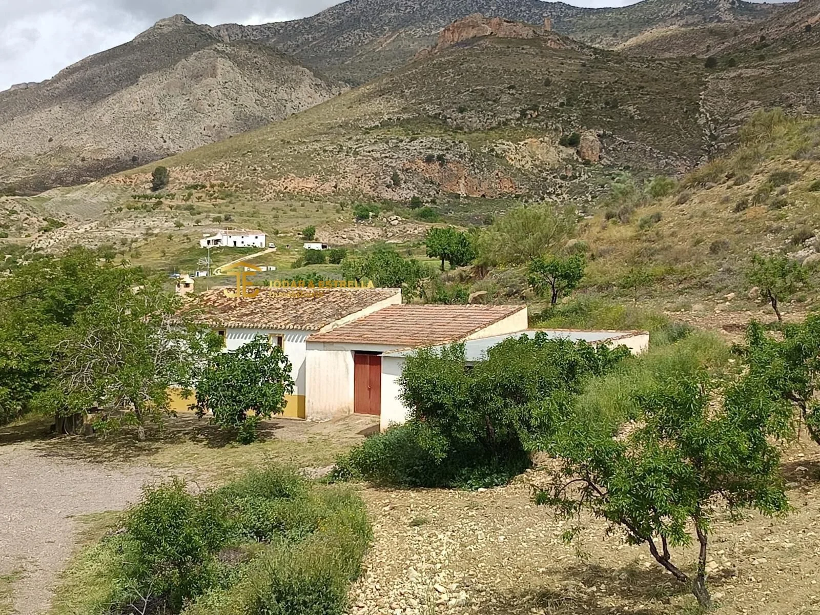 Casa de campo con siete hectáreas
