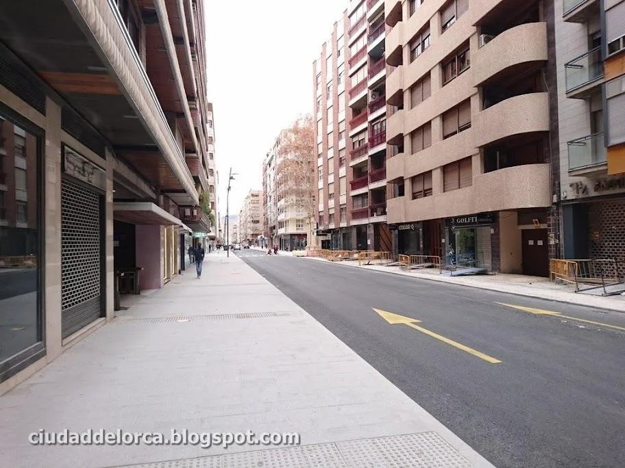 Central Lorca garage for car and motorcycle