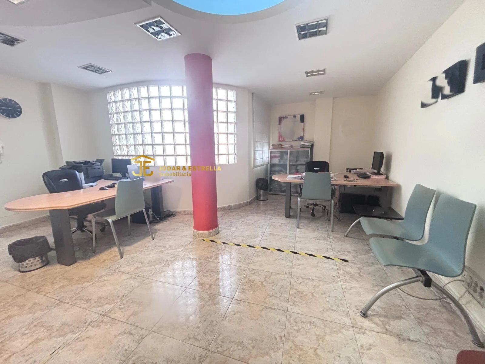 Central Lorca office, 80 m², convertible