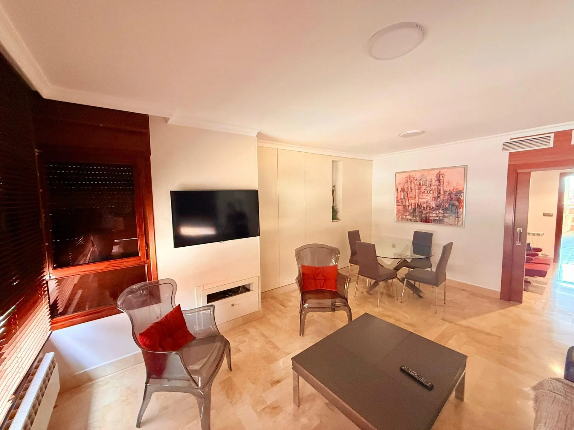 Piso reformado en el centro de Lorca, 145 m²