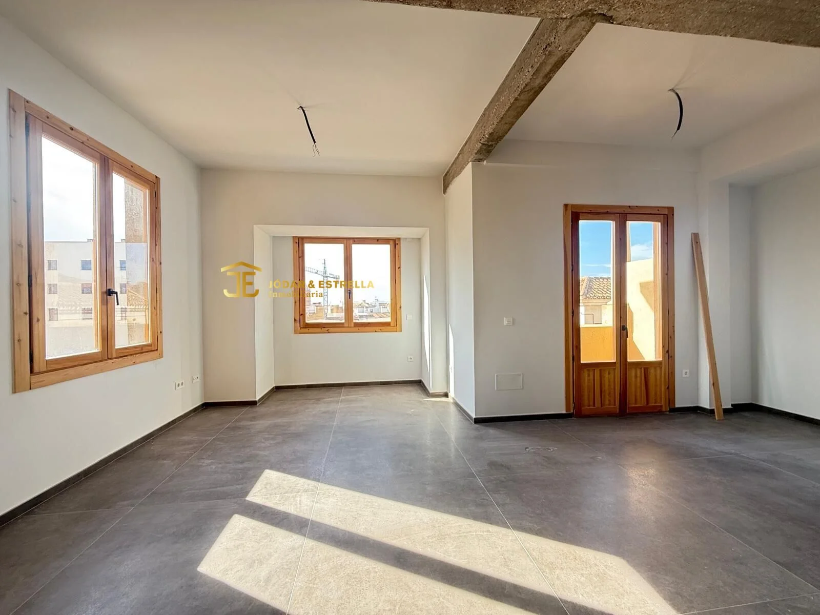 Piso céntrico restaurado de 4 dormitorios