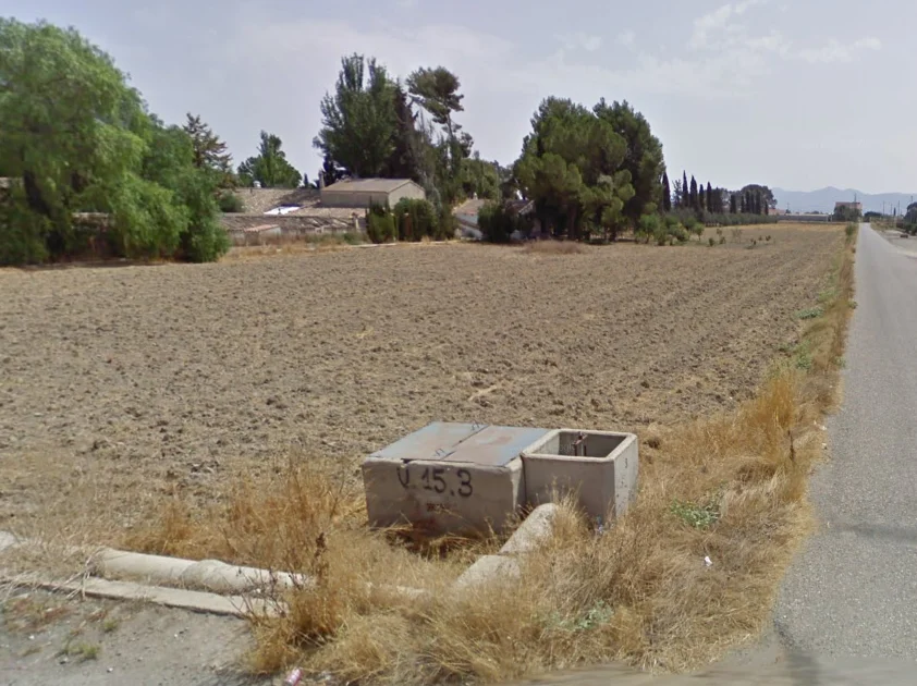 Parcela residencial en Lorca, 5.000 pies cuadrados