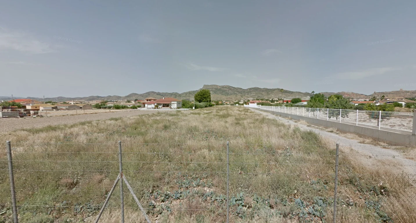 Large Campillo plot near Lorca