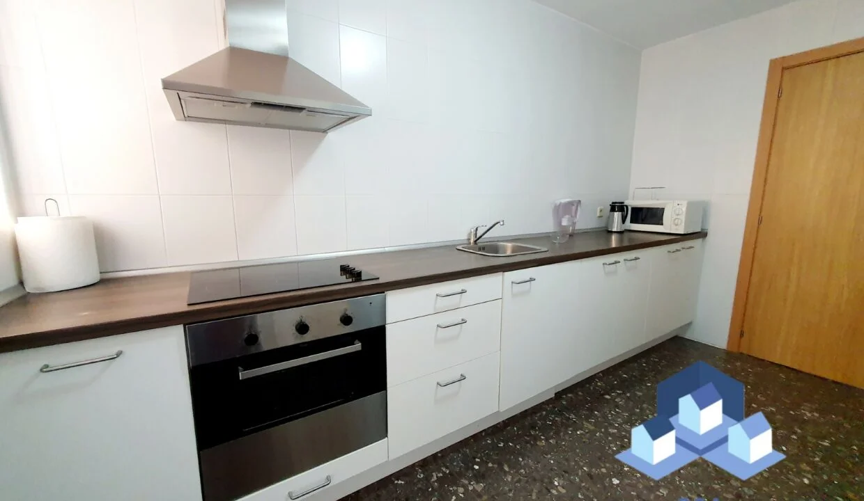 Piso parcialmente reformado en Lorca