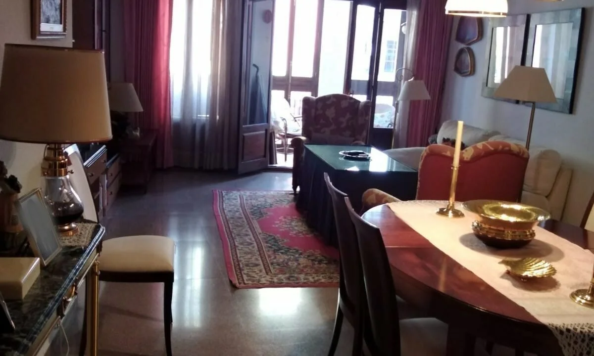 Piso céntrico en Lorca, 190 m² y garaje