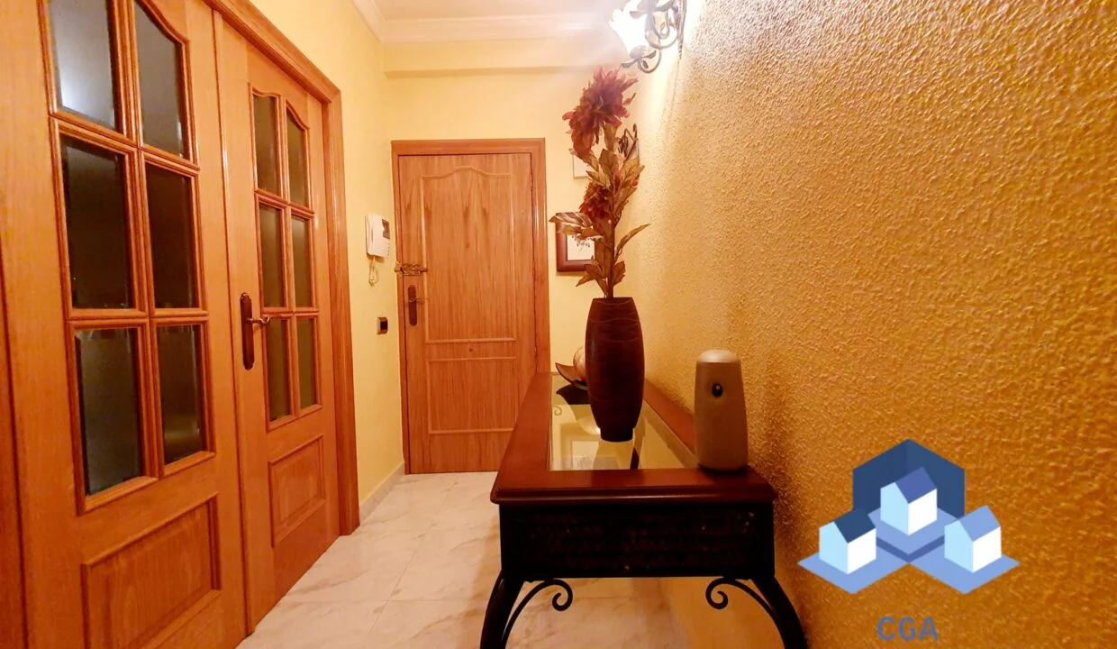 Furnished Lorca flat, three bedrooms