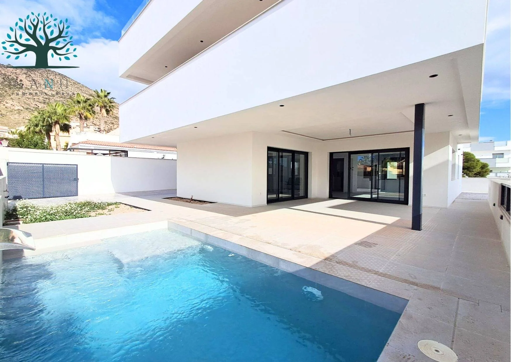 Chalet nuevo en Bolnuevo, 499 m² y piscina