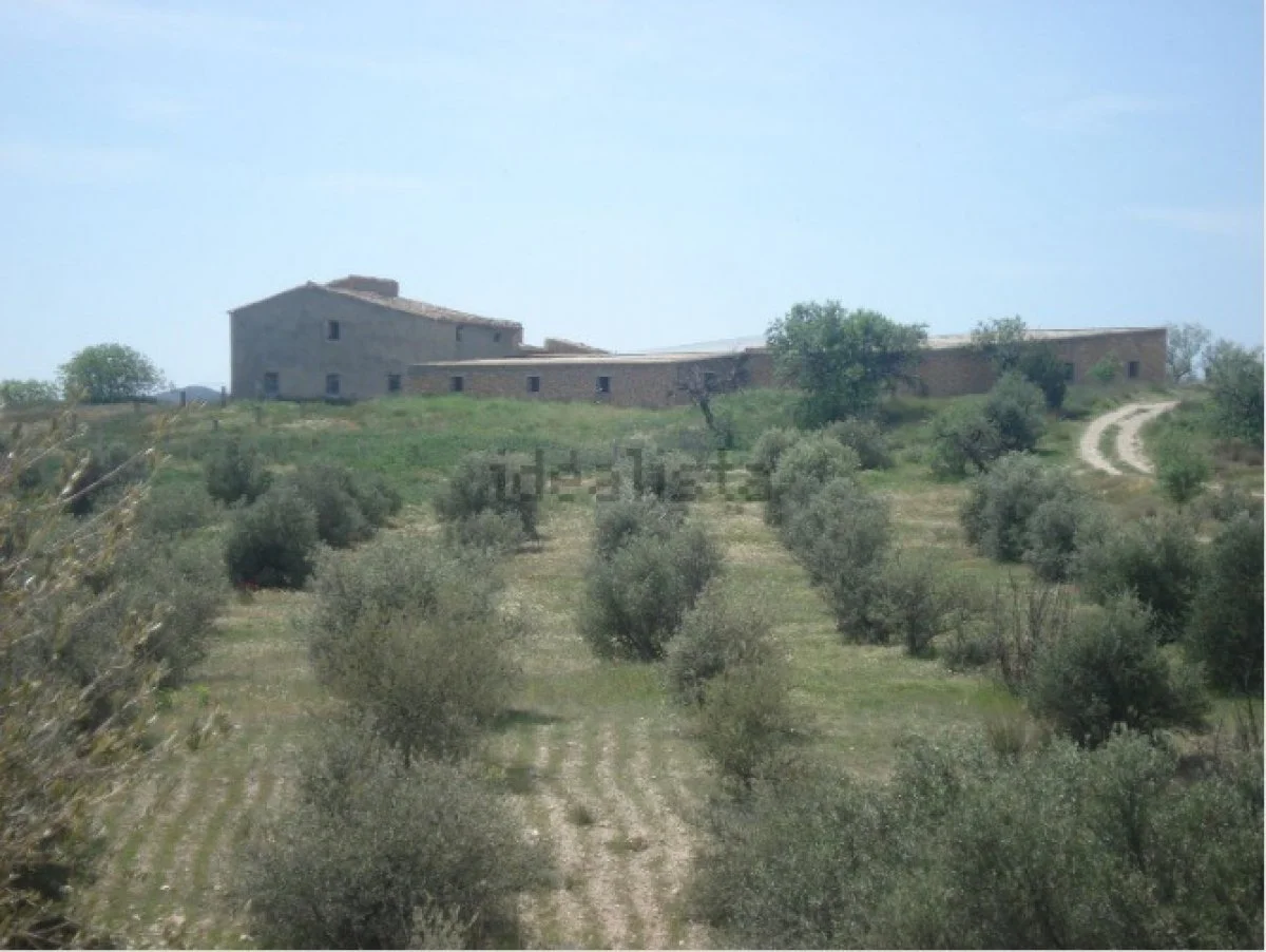 Finca rústica cerca de Lorca, 18 hectáreas