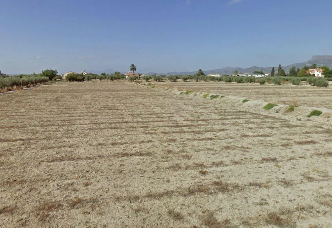 Developable Cazalla plot with 5,013 m²