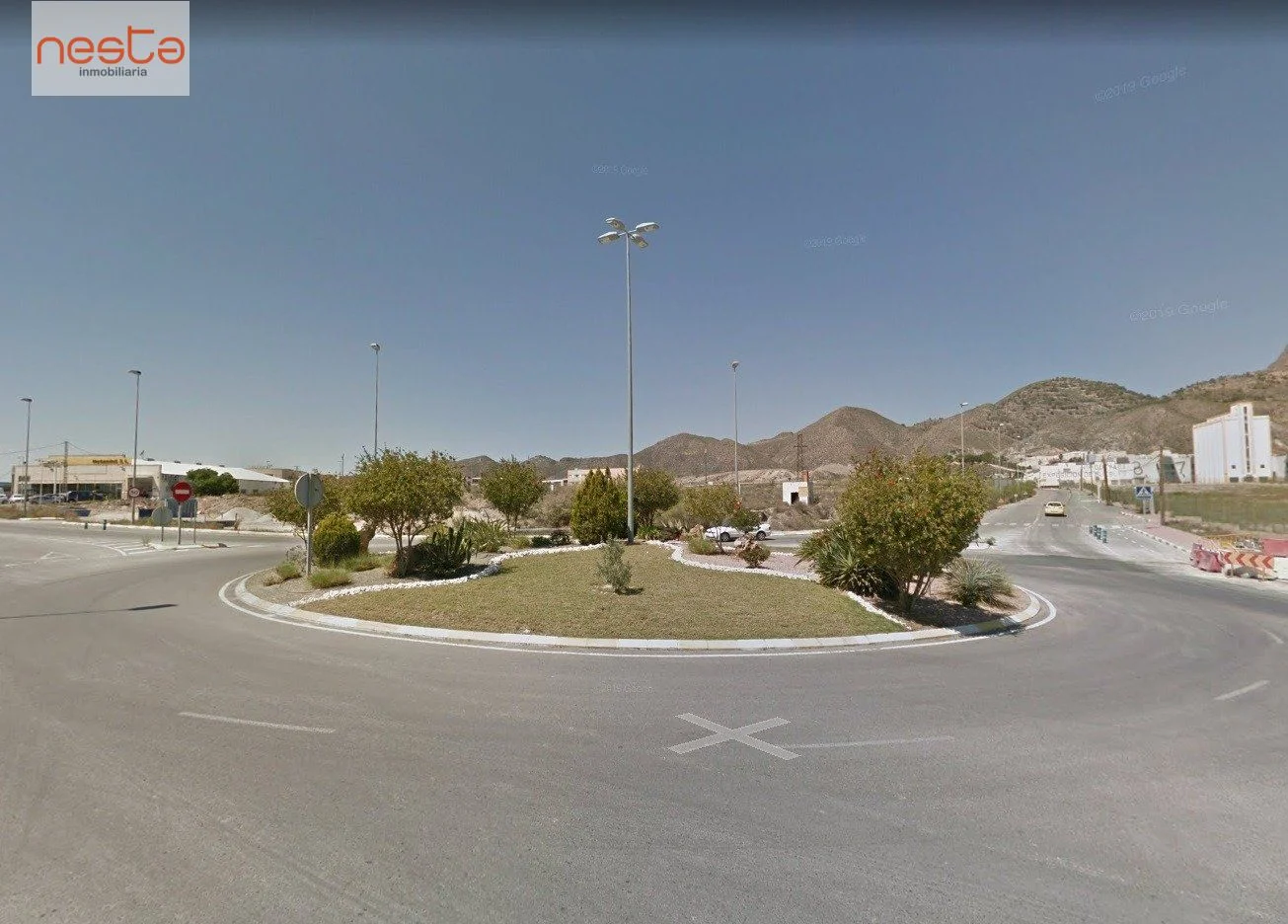 Tertiary-use plot near Lorca hospital