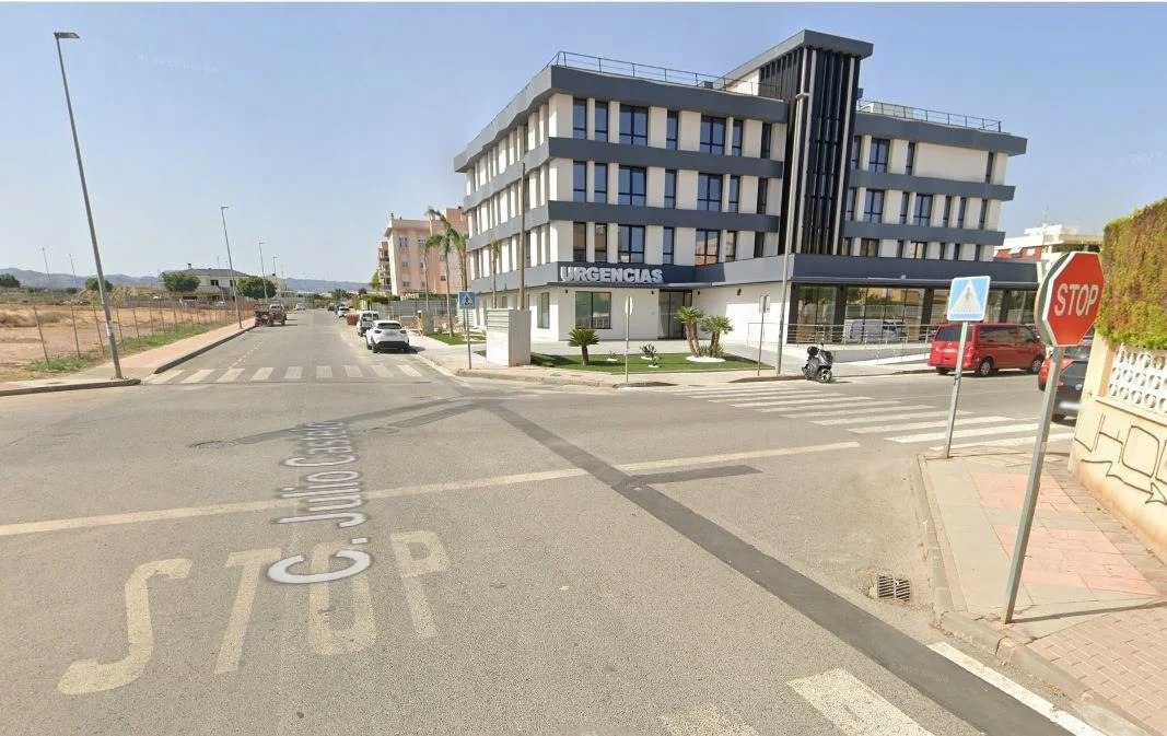 Parcela urbana junto a hospitales de Águilas