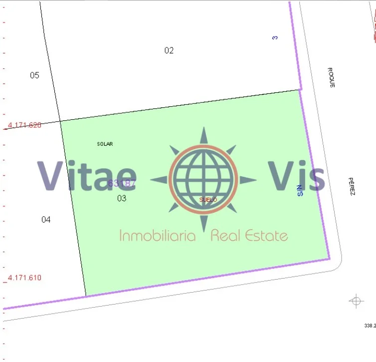 Solar urbano en esquina con 485 m² edificables