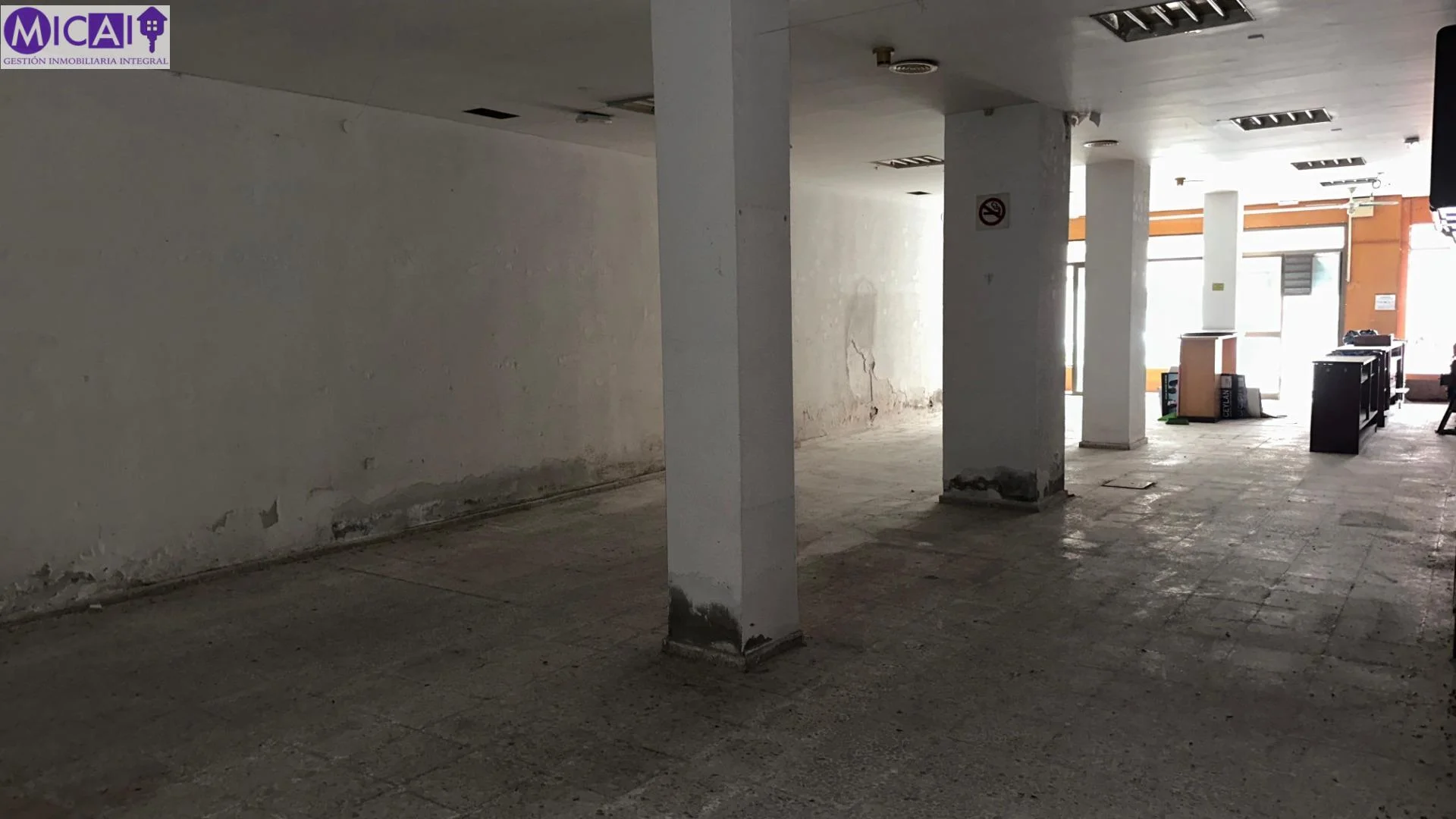 Commercial premises in La Viña, 202 m²