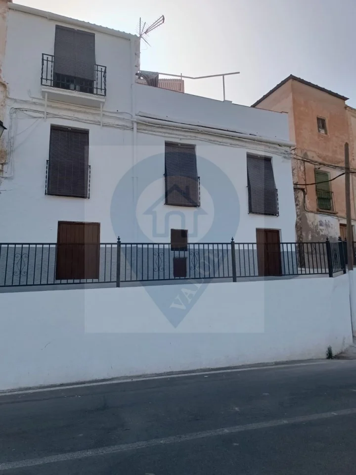 Three-bedroom house in Alpujarra