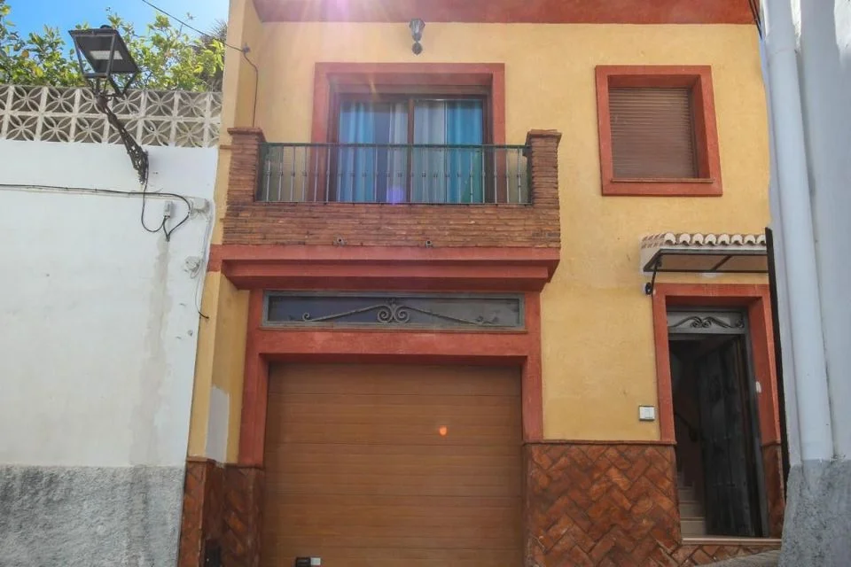 Spacious townhouse with four-car garage