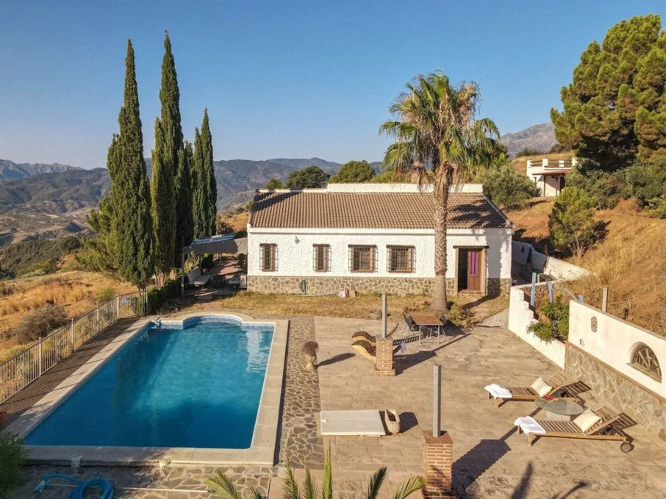 Rural villa with separate casita