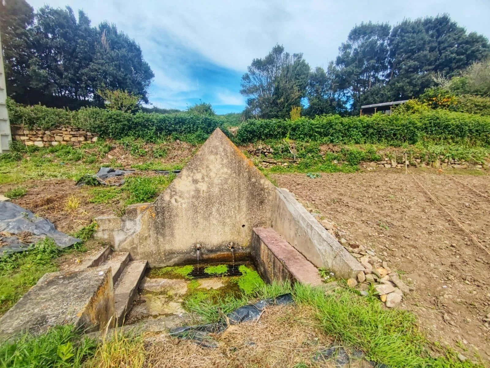 Parcela edificable costera cerca de Tapia