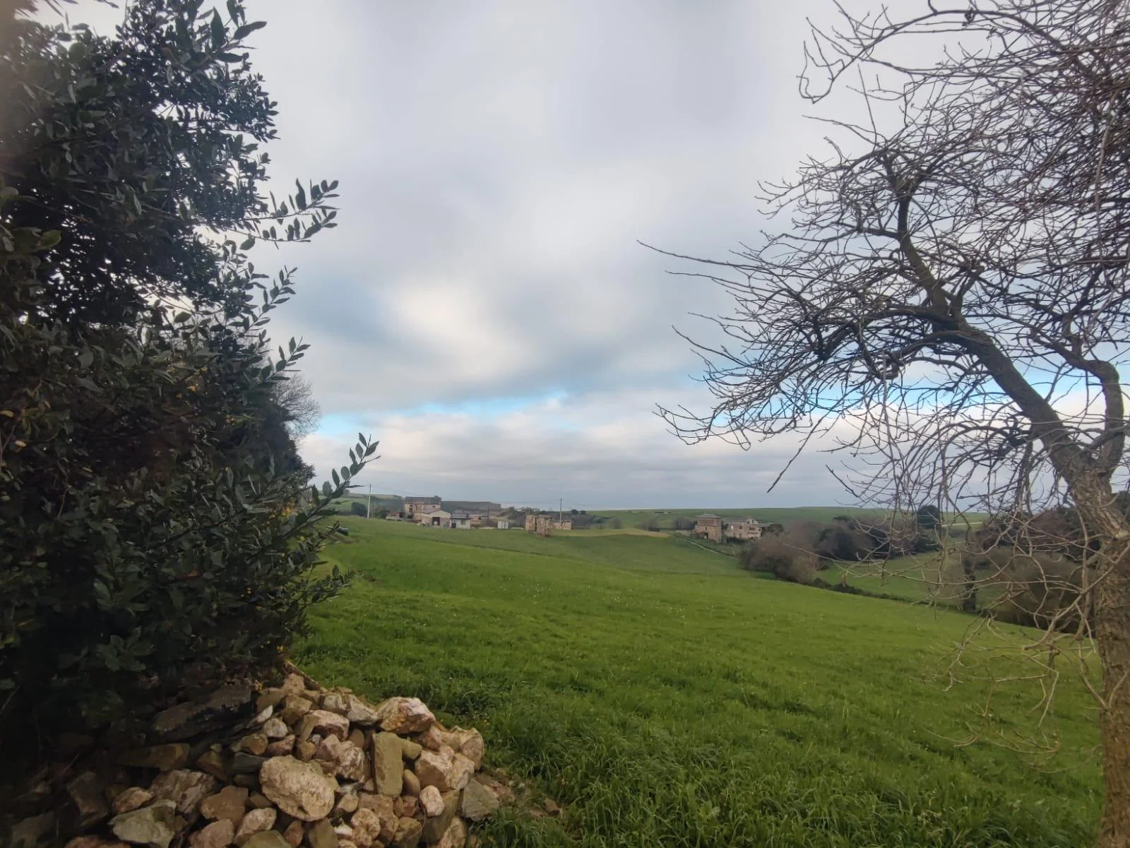 Developable coastal plot with sea views